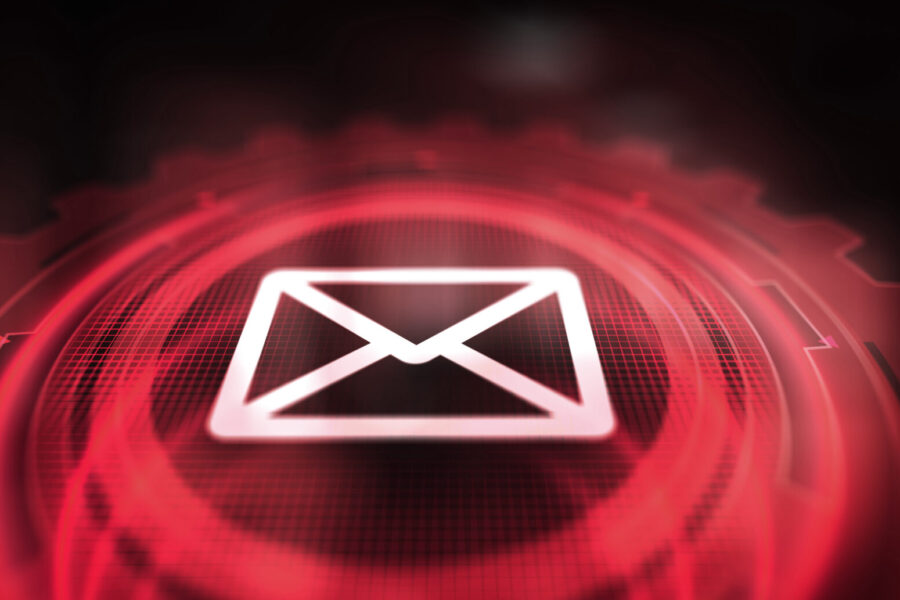 Ein weißes Briefumschlag-Symbol ist in der Mitte eines digitalen, roten und schwarzen kreisförmigen Hintergrunds mit Zahnrad- und Gittermustern.